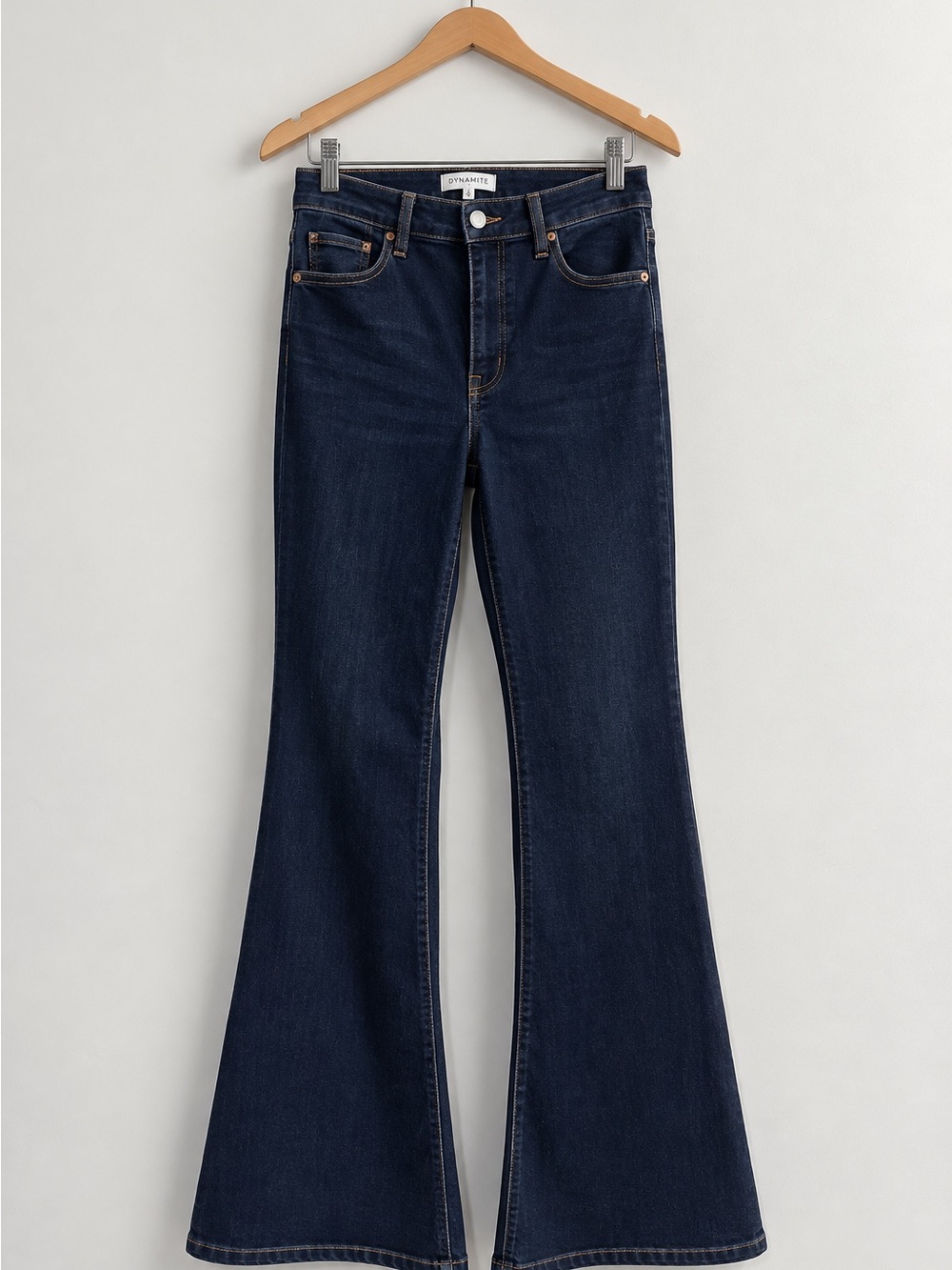 🤍 Dynamite Dark Wash High Rise Flare Jeans – Size 31